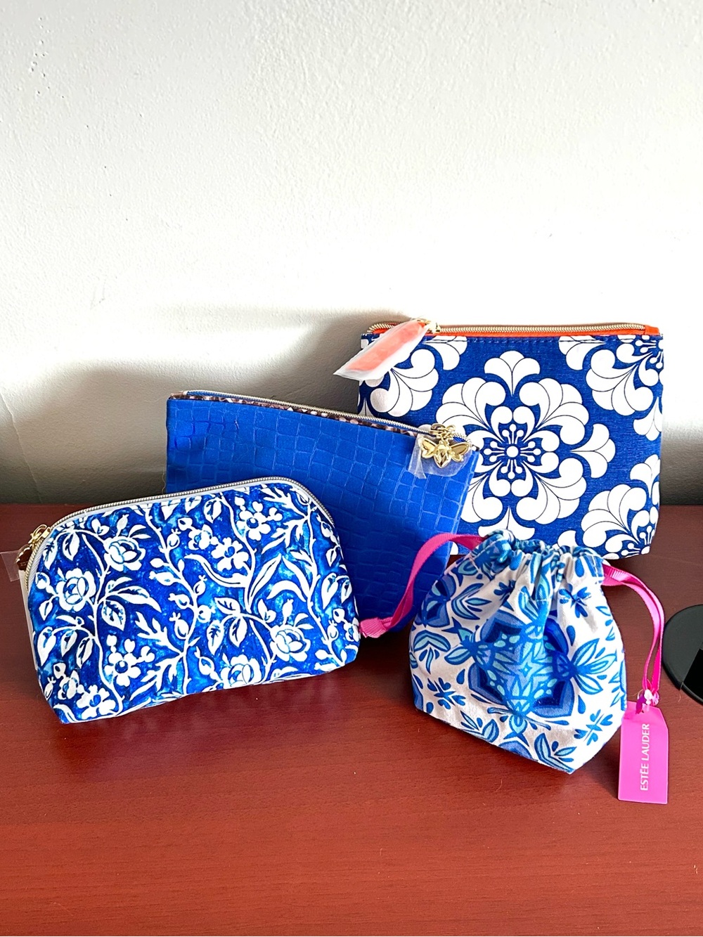 Set of 4 Estée Lauder Blue & White Floral Cosmetic Pouches